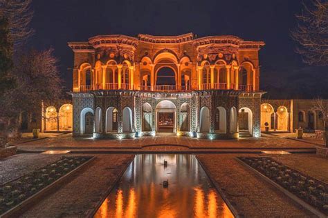 Shahzadeh Emad Mausoleum! Discover Persian Elegance and Tranquil Beauty