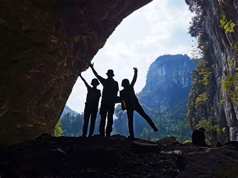 Shennongjia Fjäll - En Mystisk Vandringsupplevelse i Hjärtat av Kina!